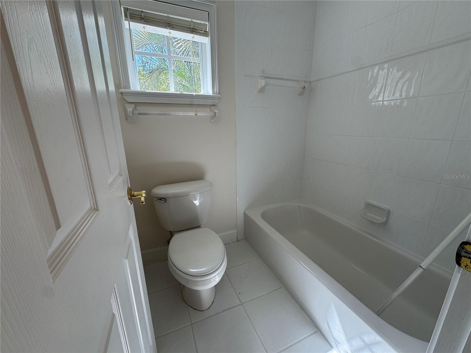 3103 W WAVERLY AVE — photo 50