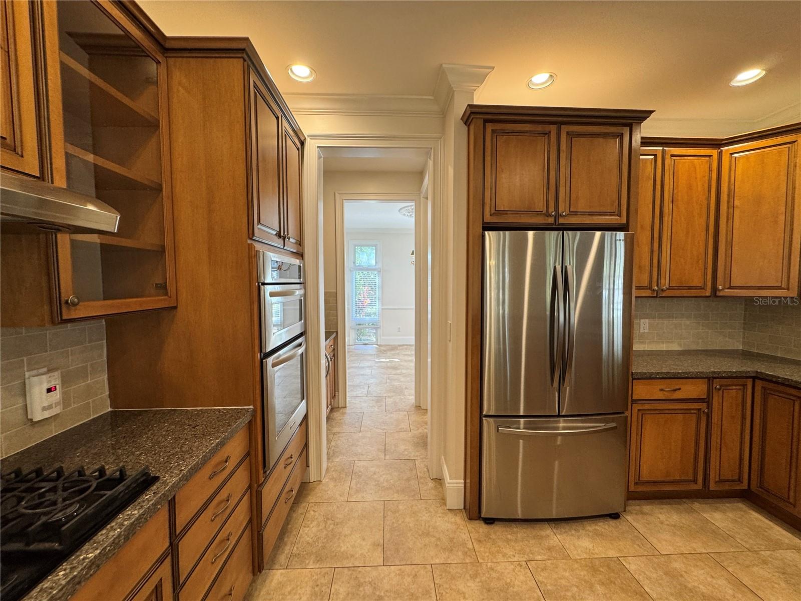 3103 W WAVERLY AVE — photo 18
