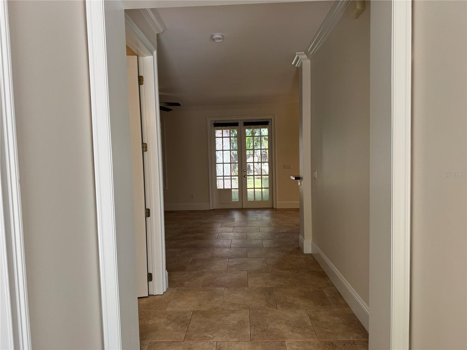3103 W WAVERLY AVE — photo 7