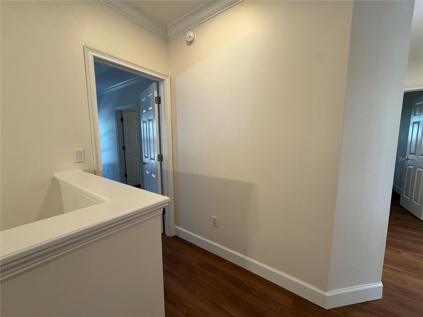3103 W WAVERLY AVE — photo 30