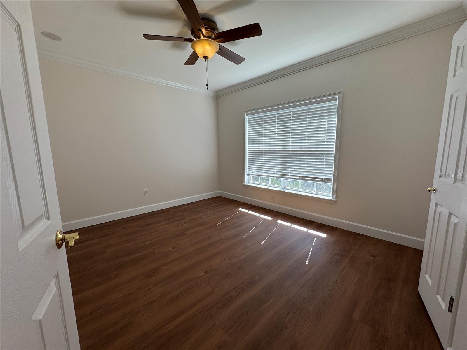3103 W WAVERLY AVE — photo 52