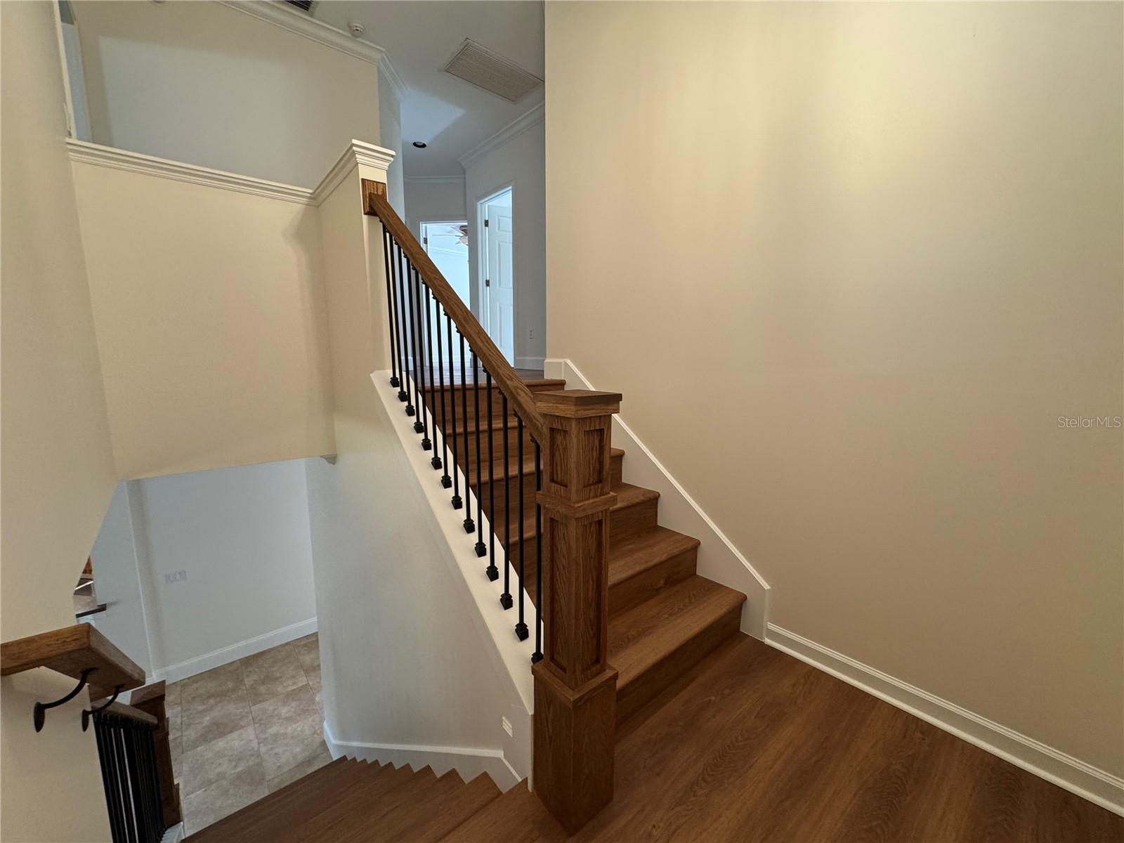 3103 W WAVERLY AVE — photo 28