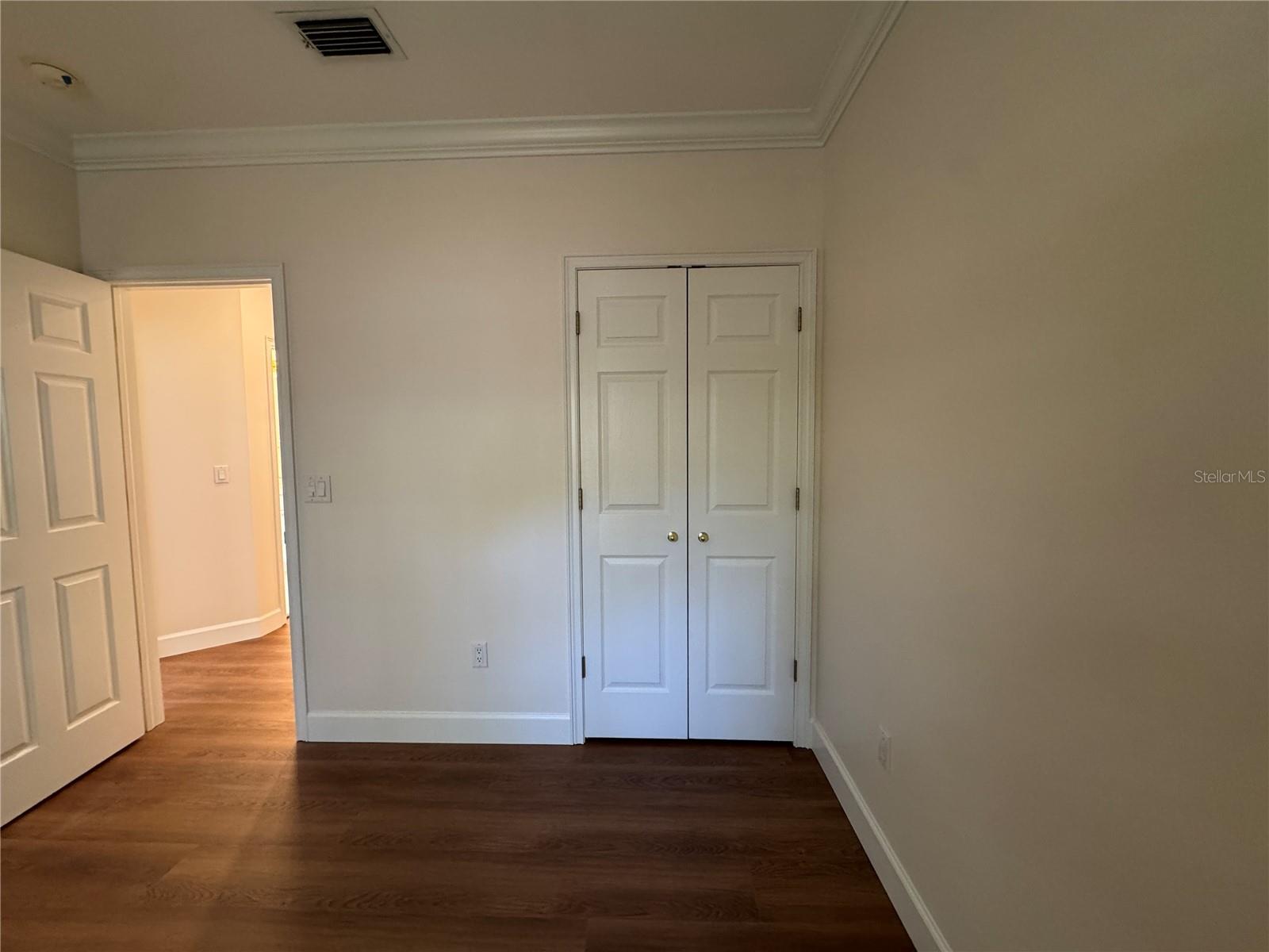 3103 W WAVERLY AVE — photo 58