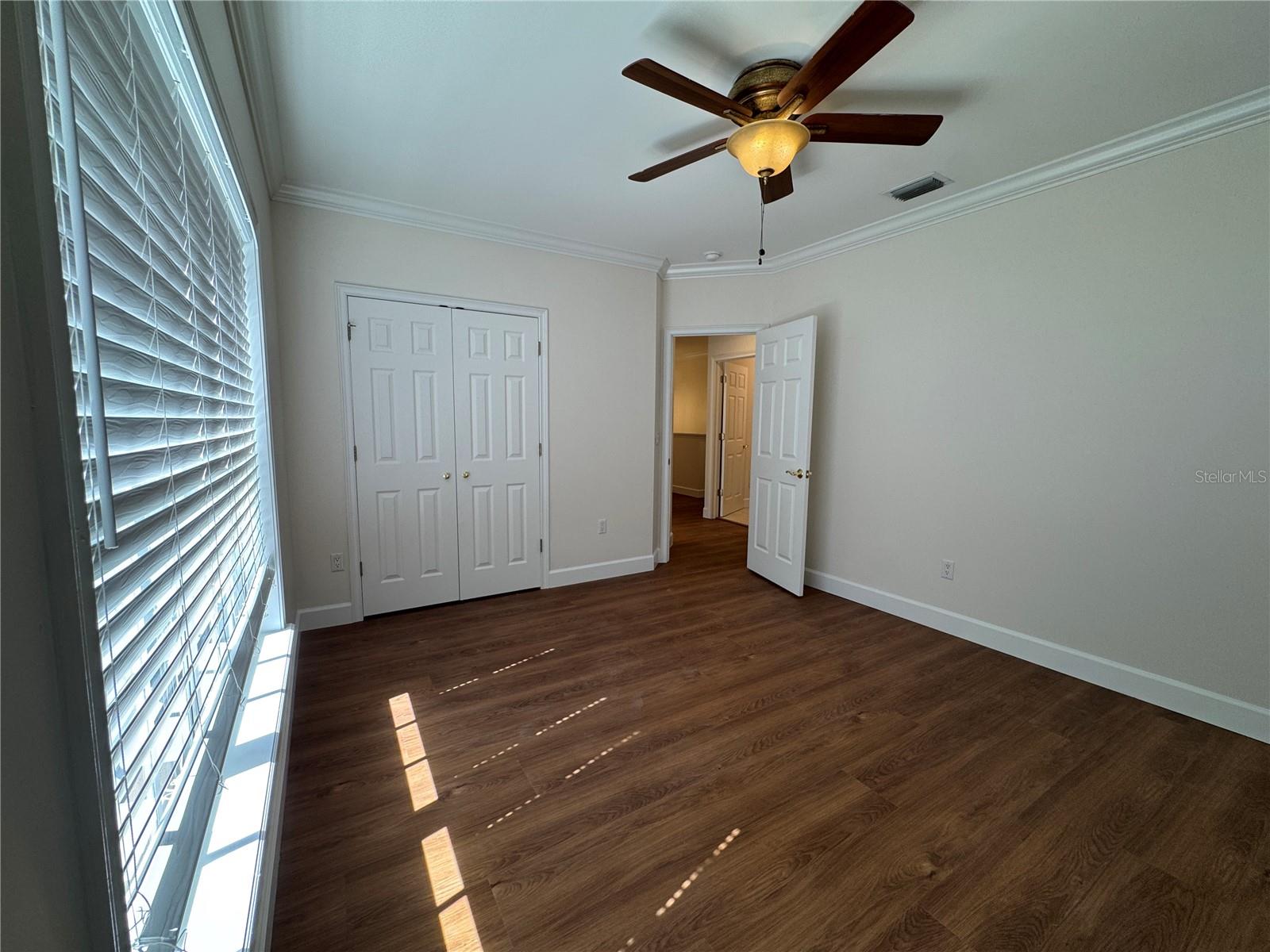 3103 W WAVERLY AVE — photo 53