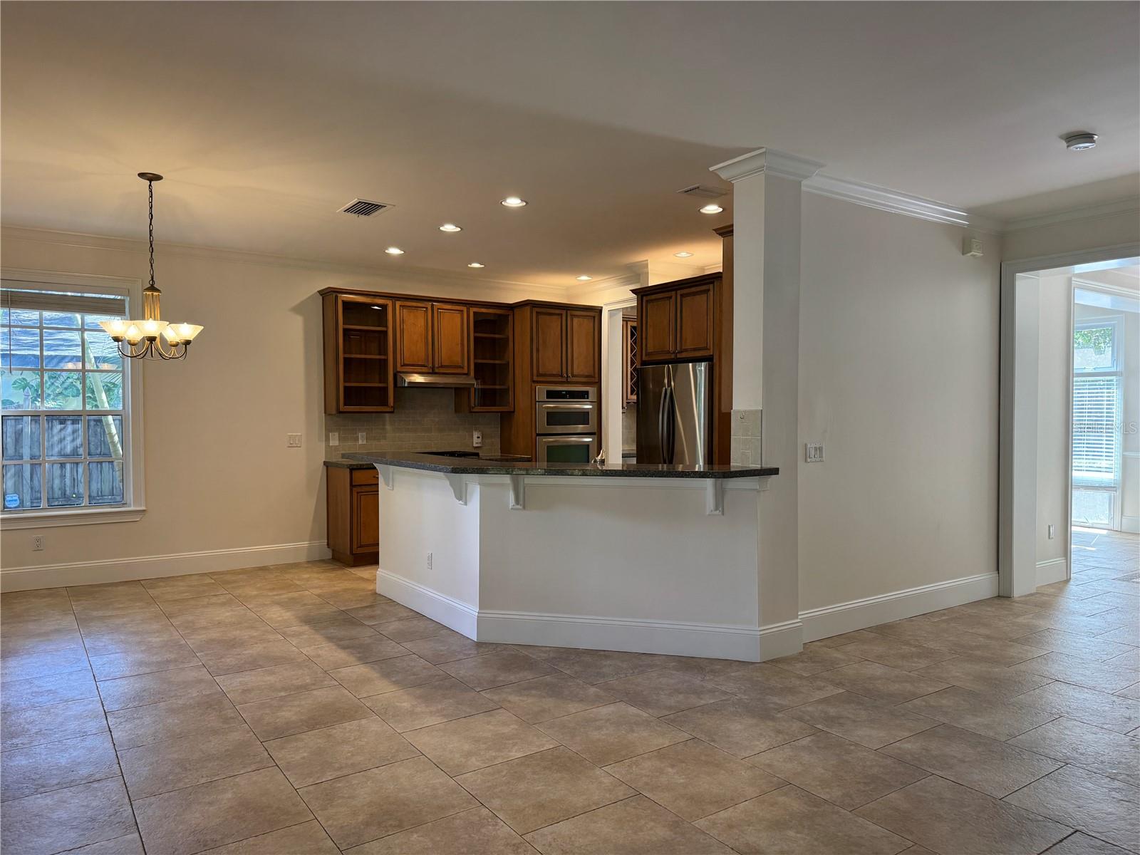 3103 W WAVERLY AVE — photo 10