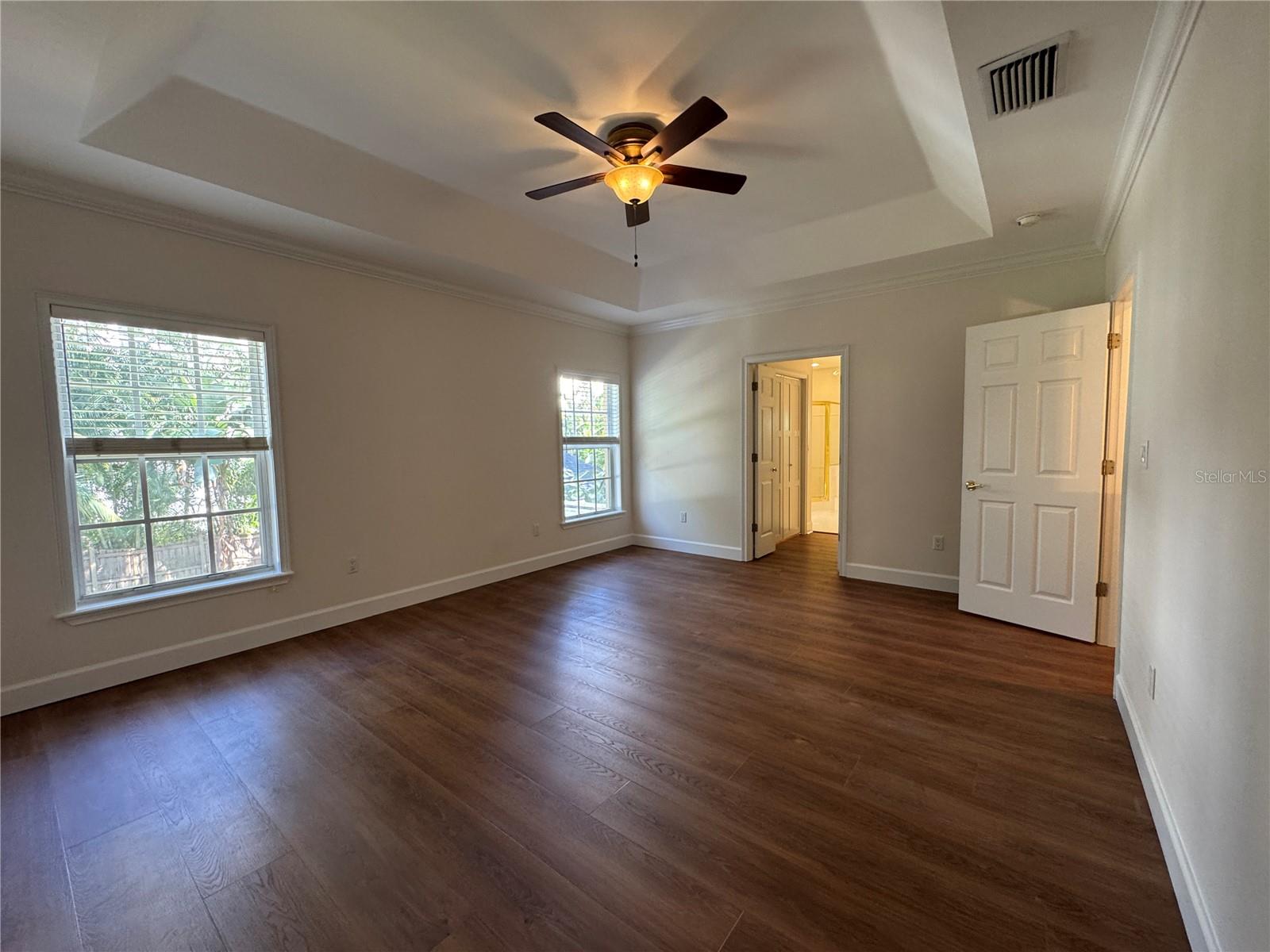 3103 W WAVERLY AVE — photo 46