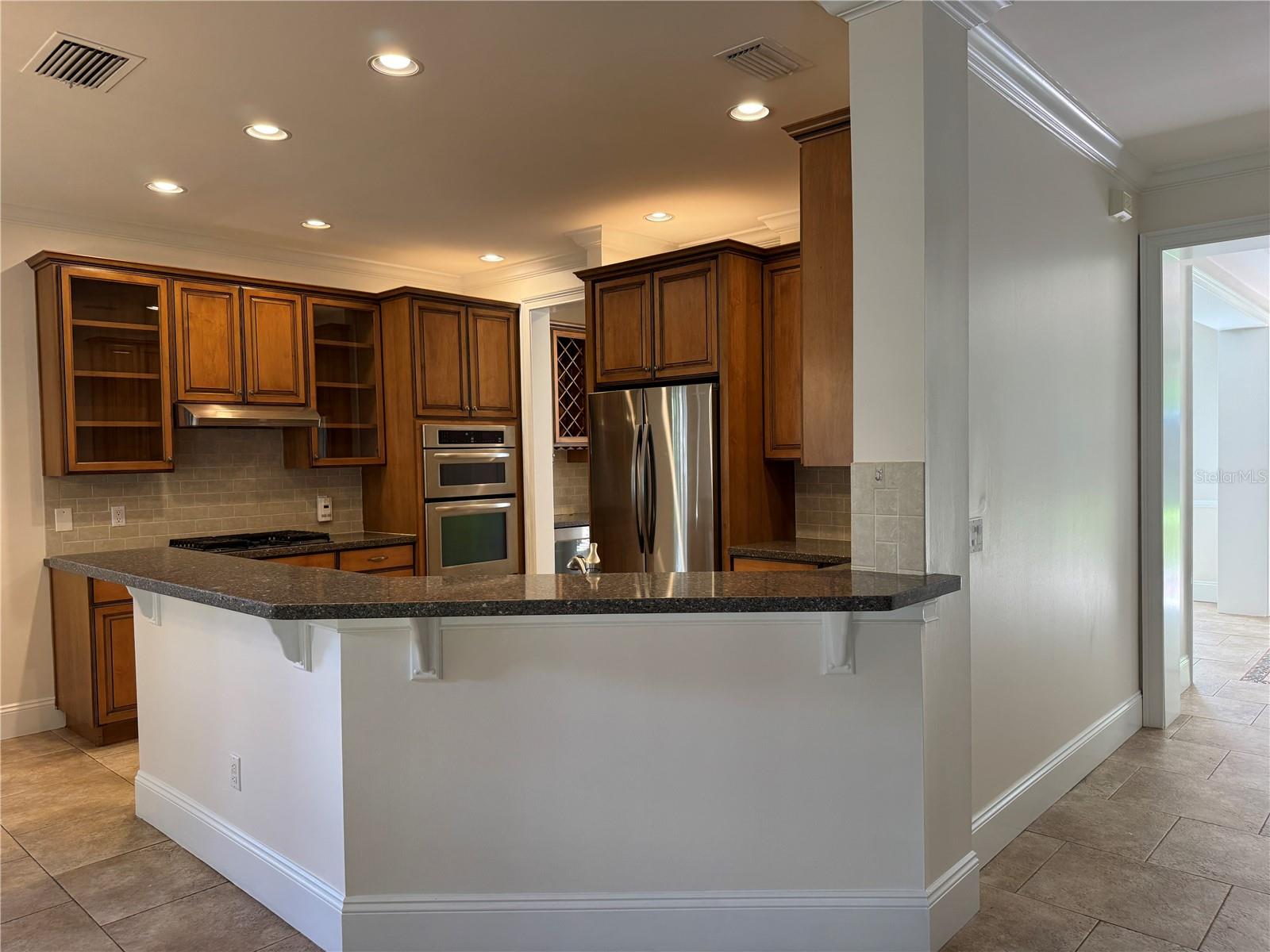 3103 W WAVERLY AVE — photo 2