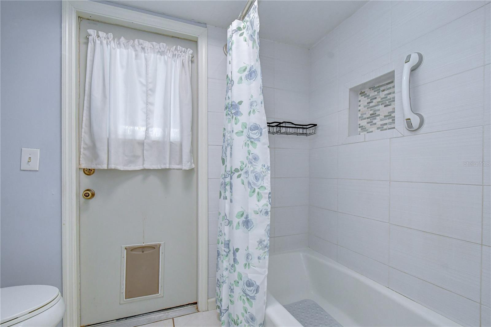 1101 OAKRIDGE MANOR DR — photo 26