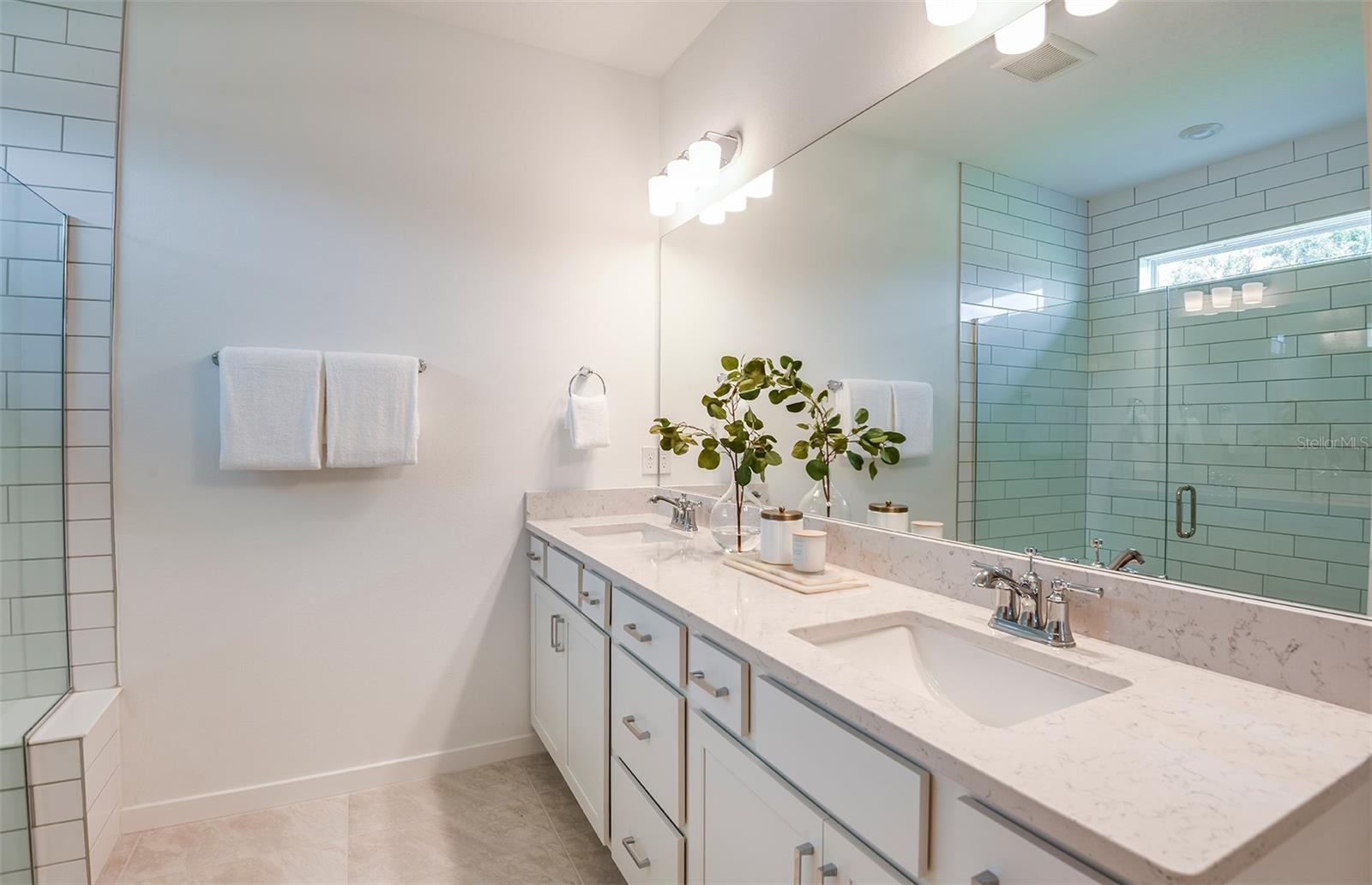 37385 GUNNISON DR — photo 15