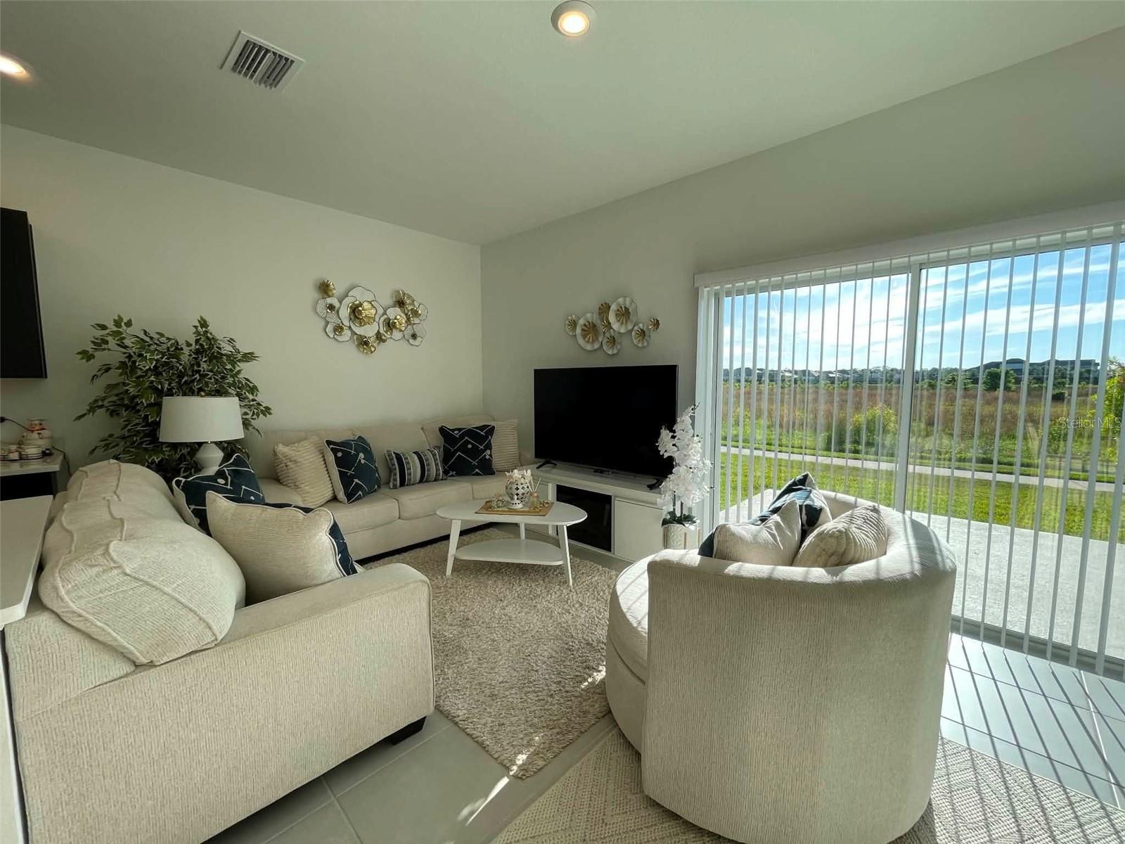 2516 PARAVANE WAY — photo 5