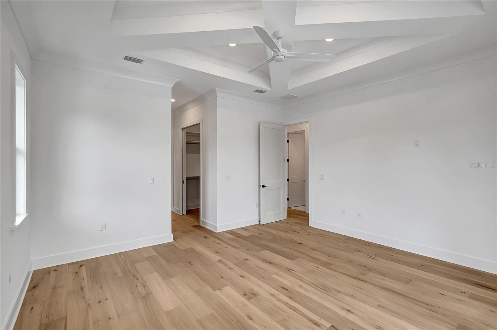 206 CHIPPEWA AVE — photo 53