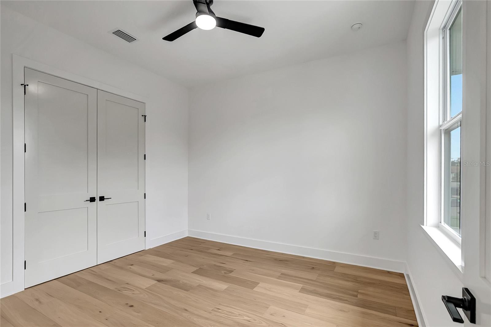 206 CHIPPEWA AVE — photo 46