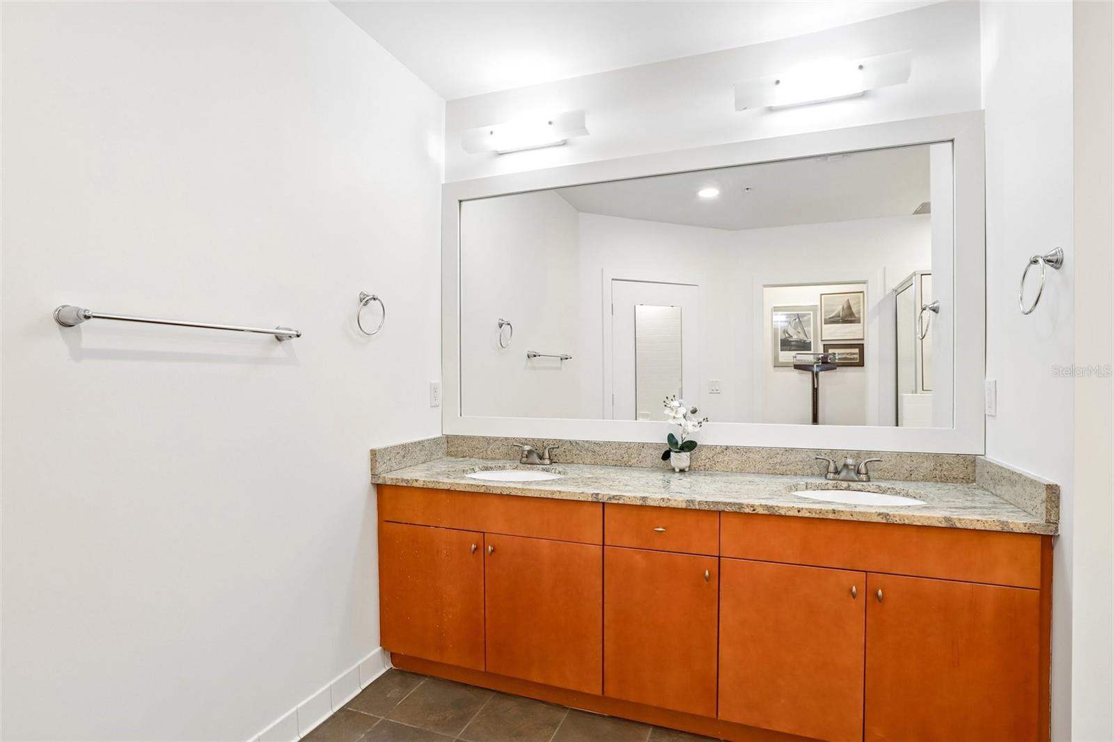1010 CENTRAL AVE #413 — photo 35