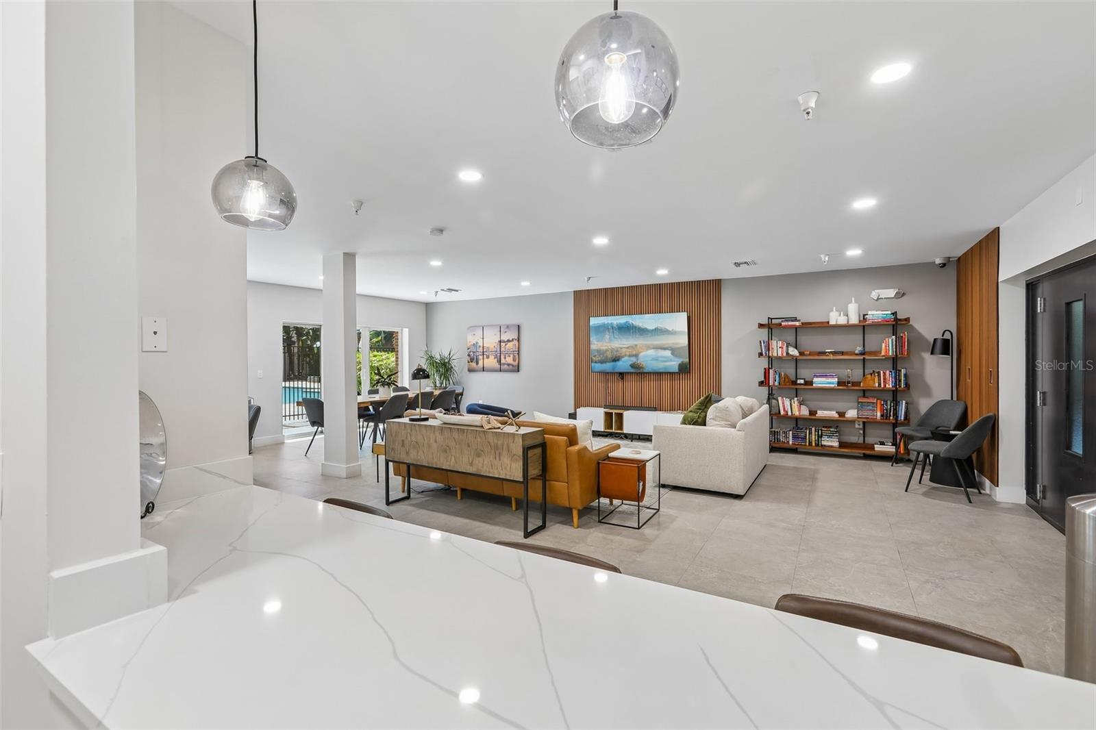1010 CENTRAL AVE #413 — photo 42