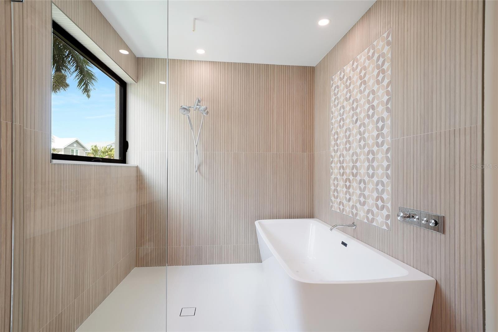 5547 AVENIDA DEL MARE — photo 34