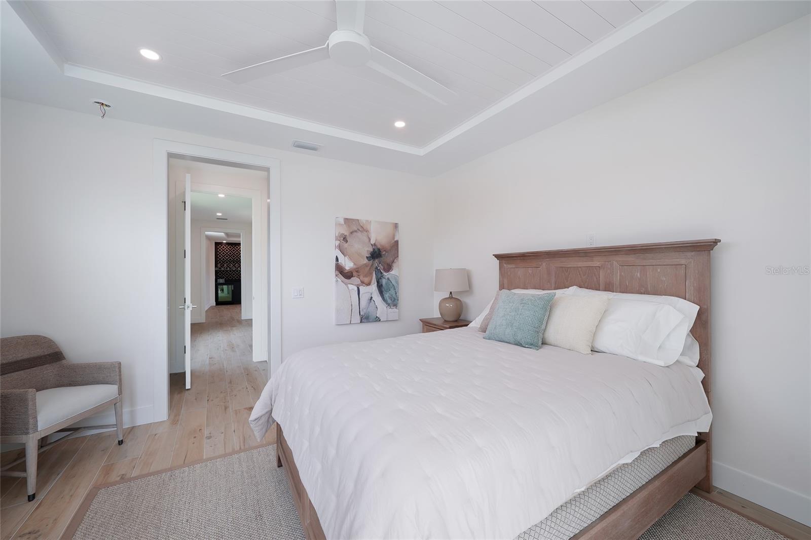 5547 AVENIDA DEL MARE — photo 40