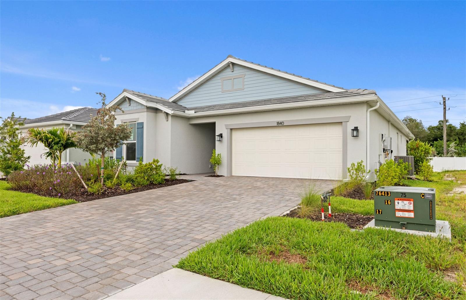 1840 SILVER SHORES BLVD — photo 2