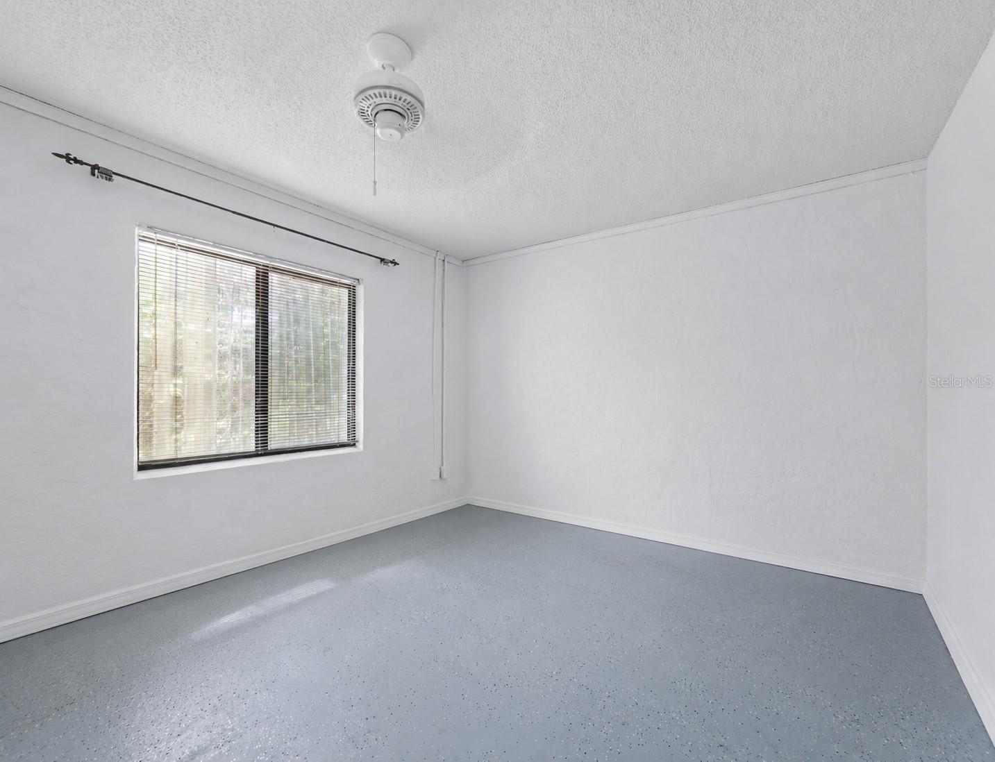 4114 ROBERTS POINT CIR — photo 31