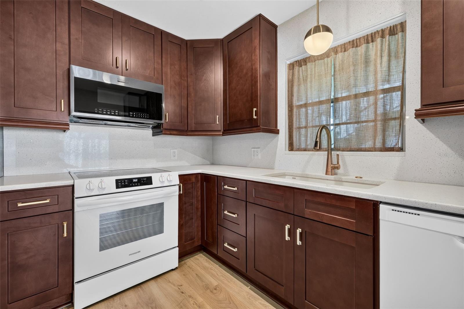 4819 8TH AVE N #201 — photo 13