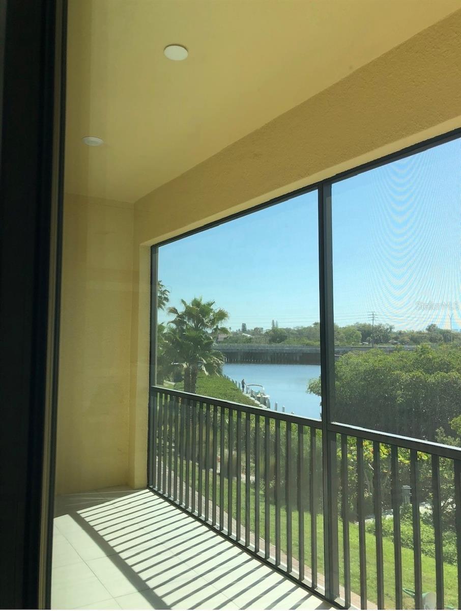 5569 CANNES CIR — photo 16