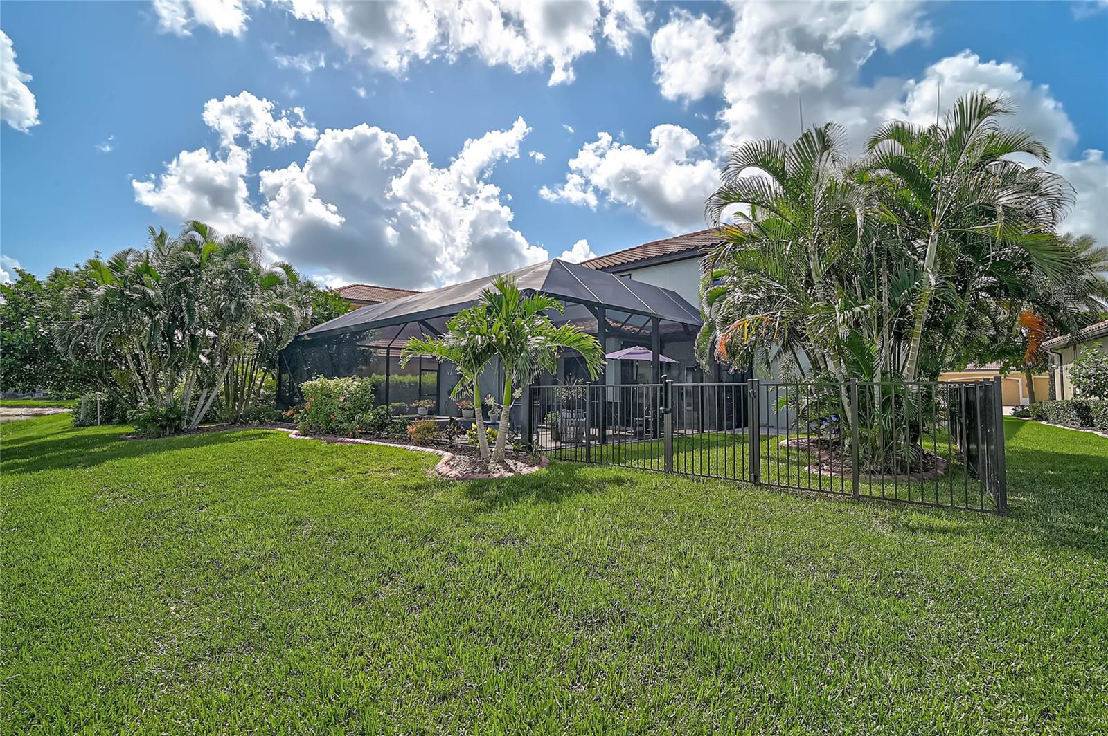 20275 GRANLAGO DR — photo 43