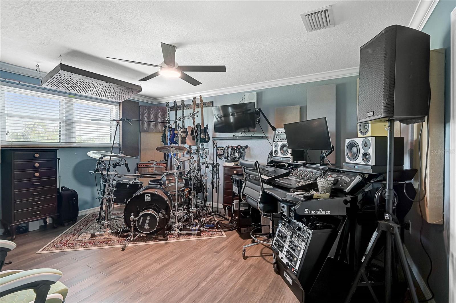 20275 GRANLAGO DR — photo 30