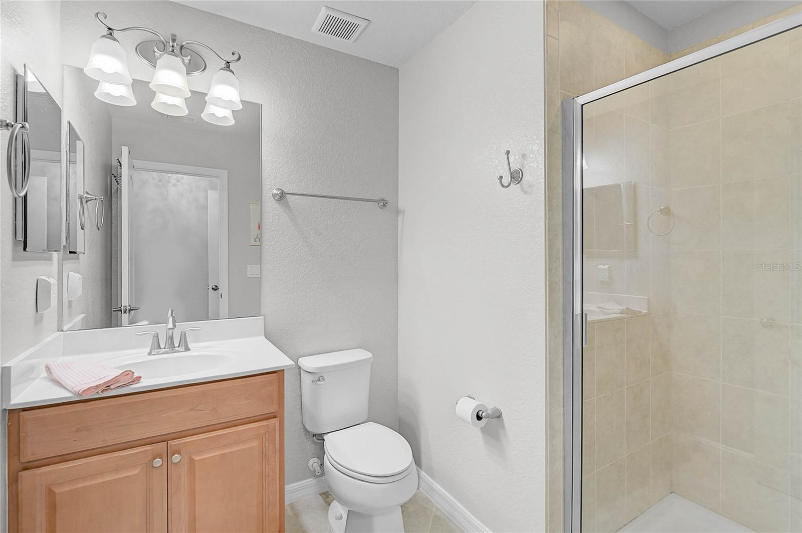 20275 GRANLAGO DR — photo 37