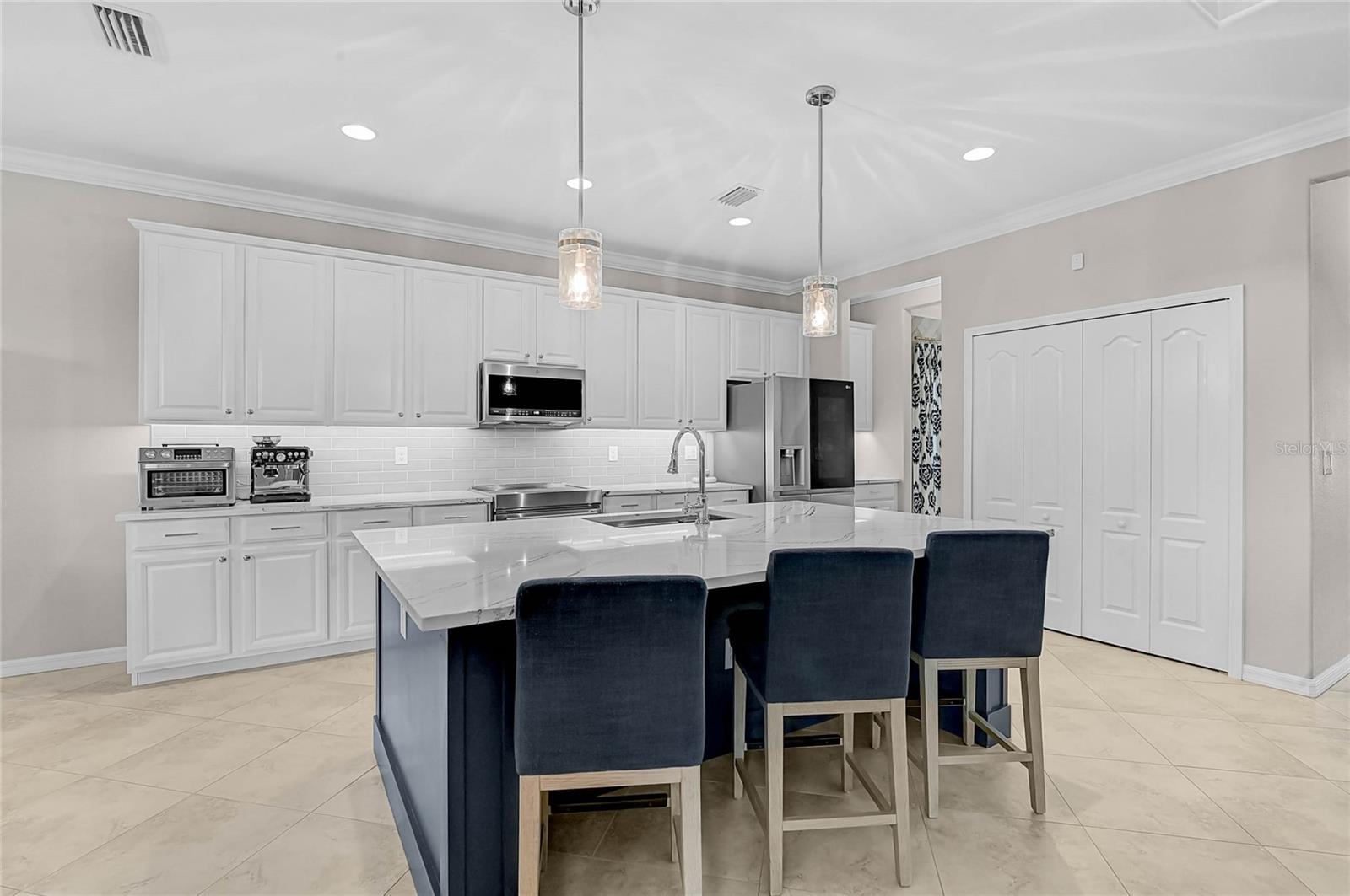 20275 GRANLAGO DR — photo 15