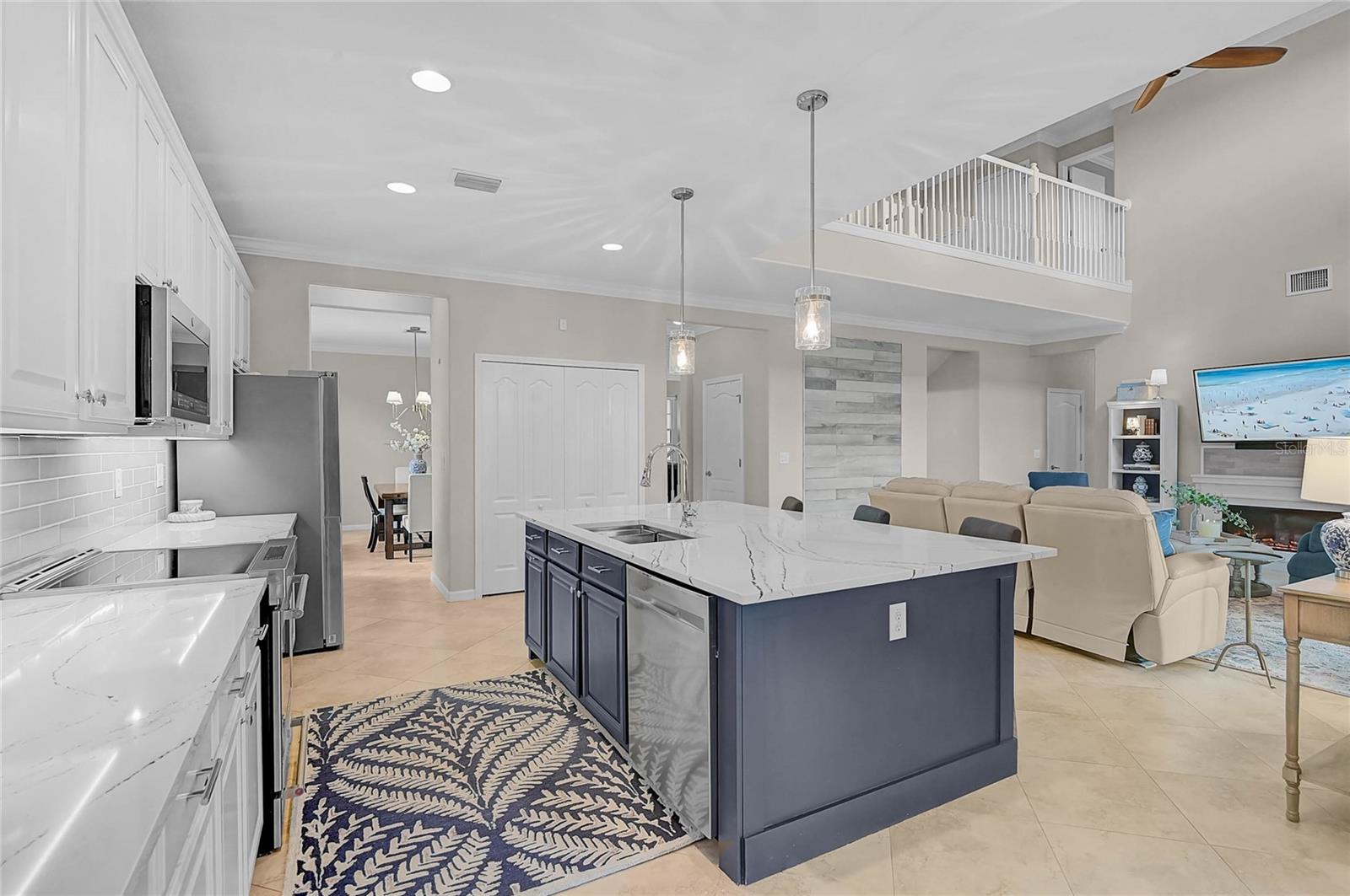 20275 GRANLAGO DR — photo 16