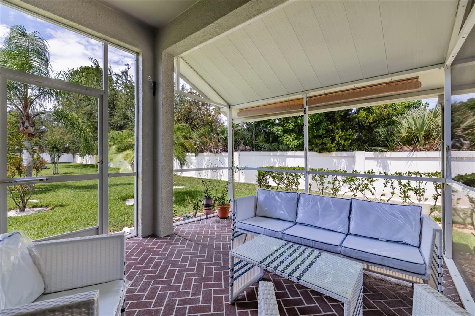 1237 AMBRIDGE DR — photo 34