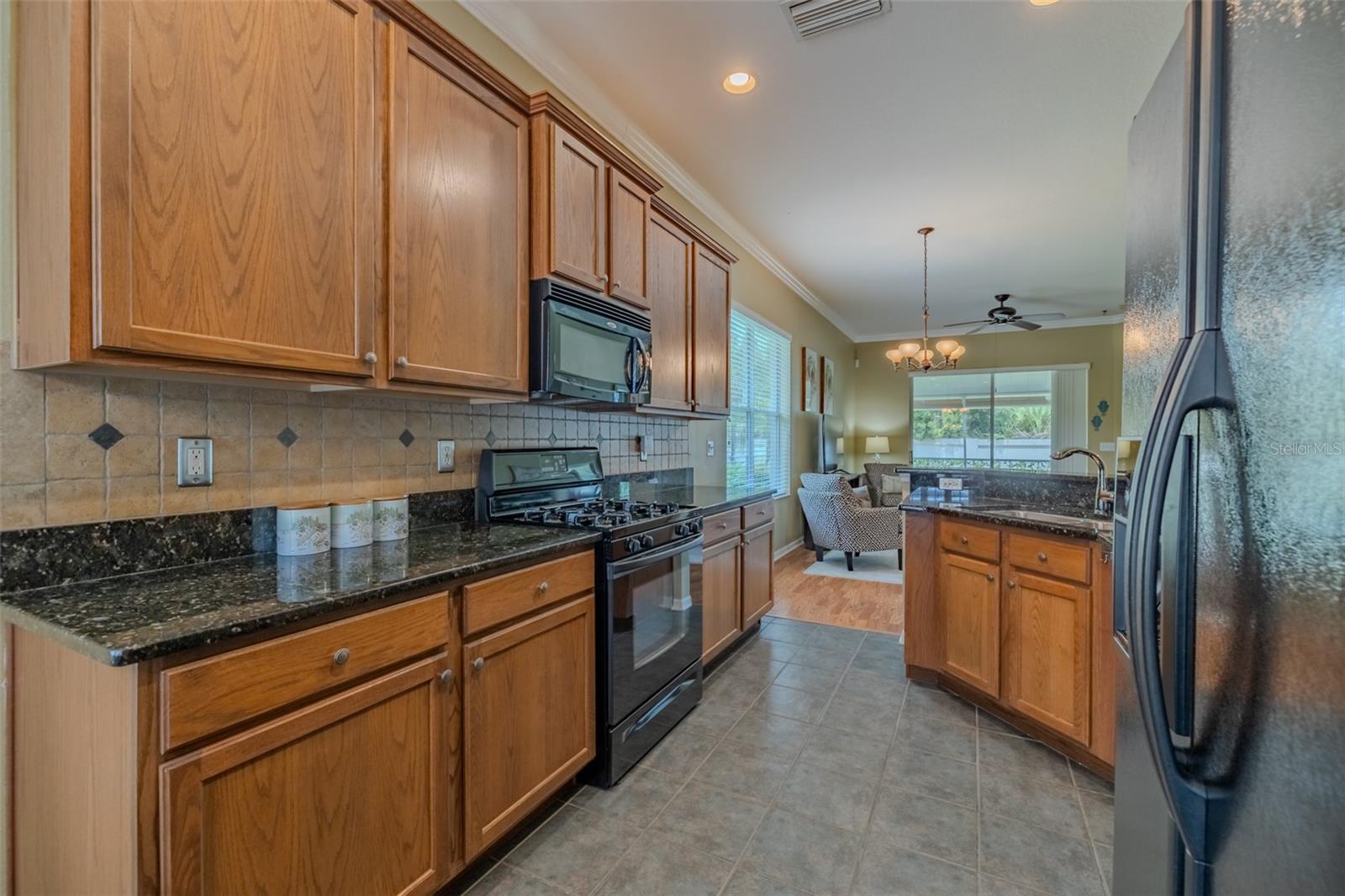 1237 AMBRIDGE DR — photo 22