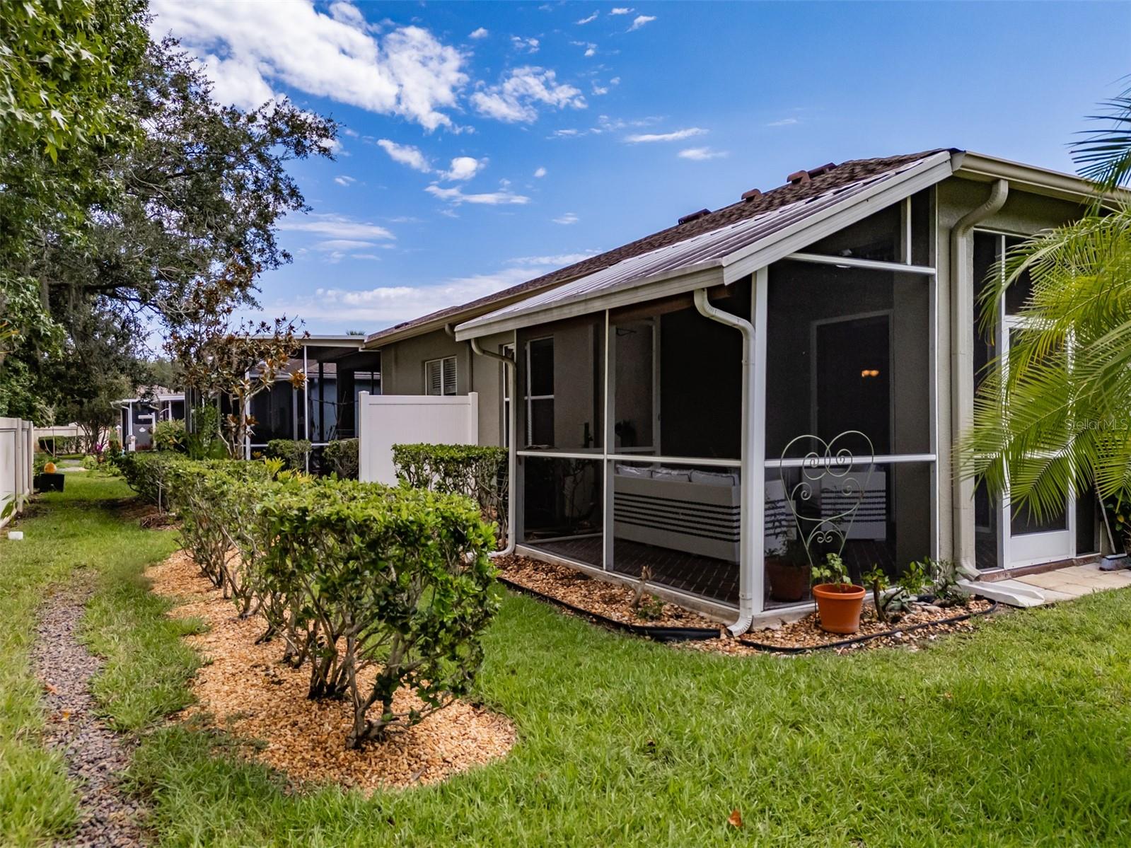 1237 AMBRIDGE DR — photo 35