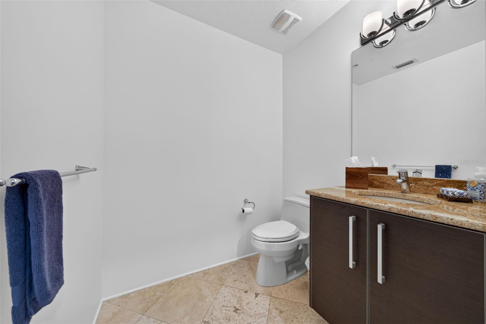 433 CENTRAL AVE — photo 16