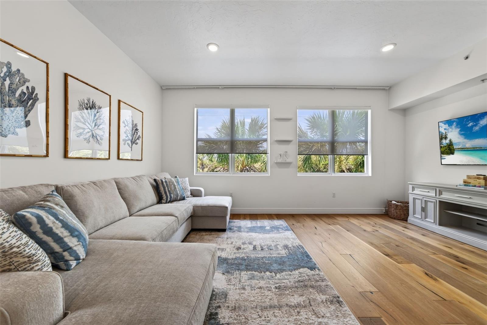 433 CENTRAL AVE — photo 12