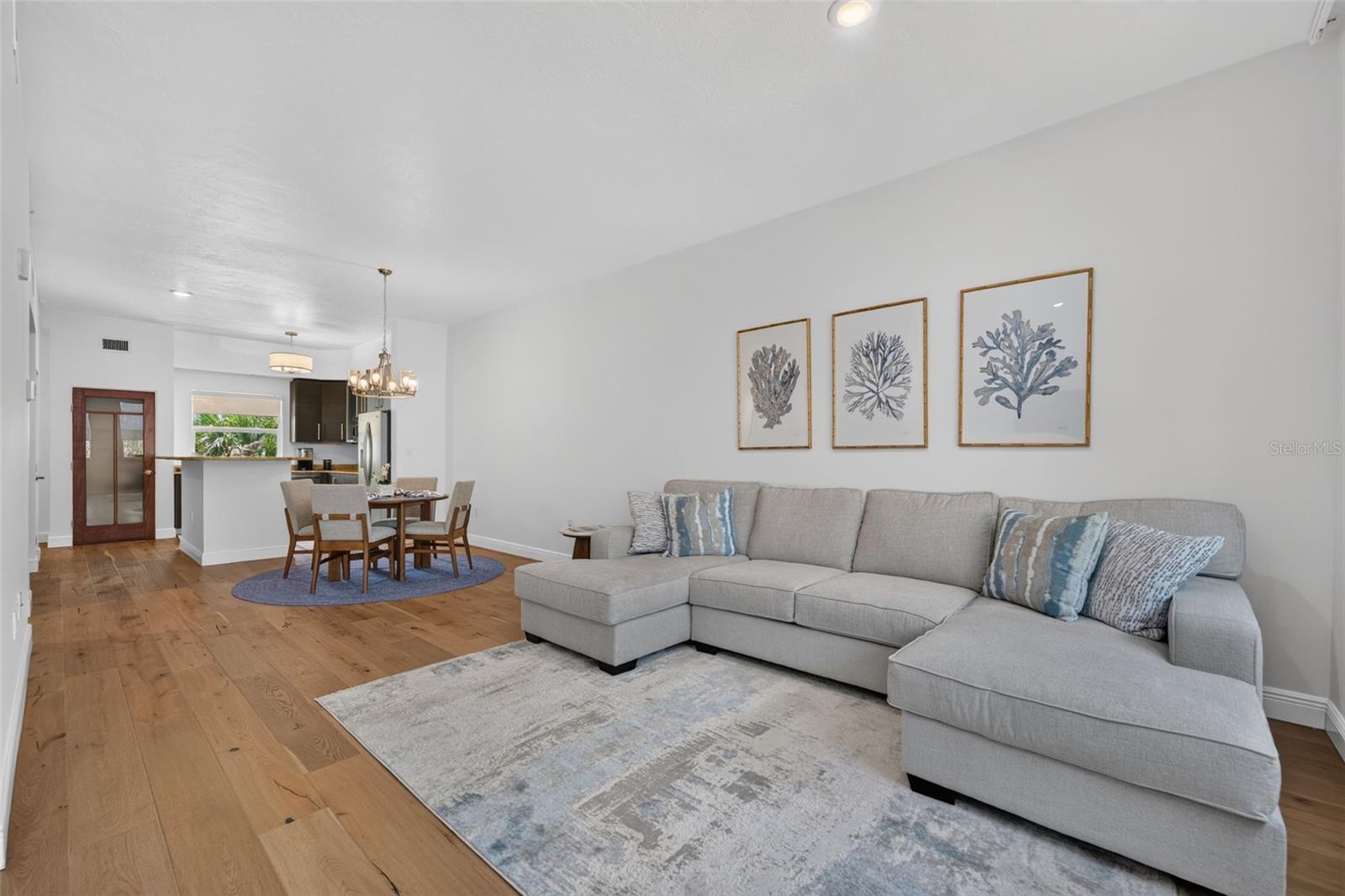 433 CENTRAL AVE — photo 14