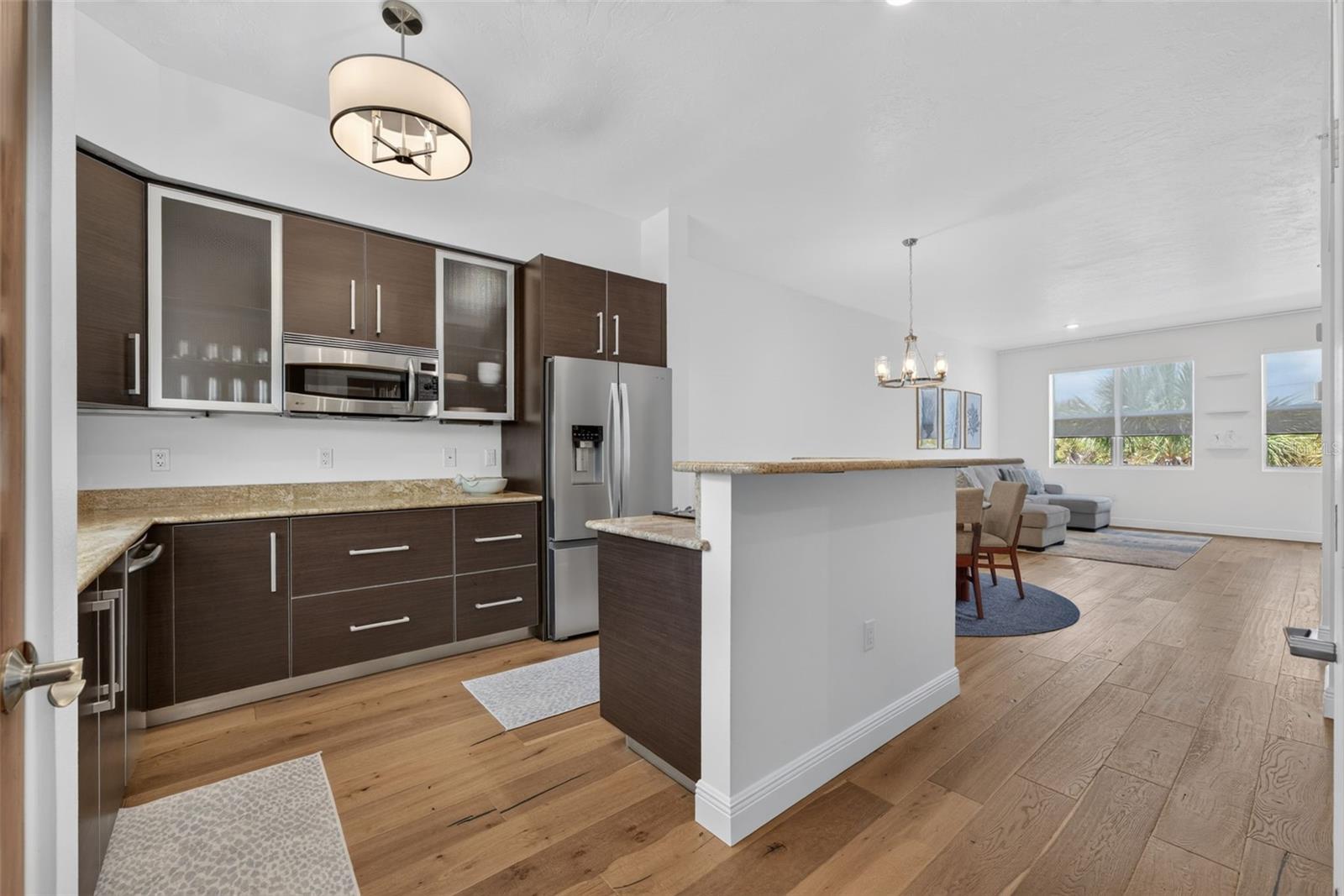 433 CENTRAL AVE — photo 5