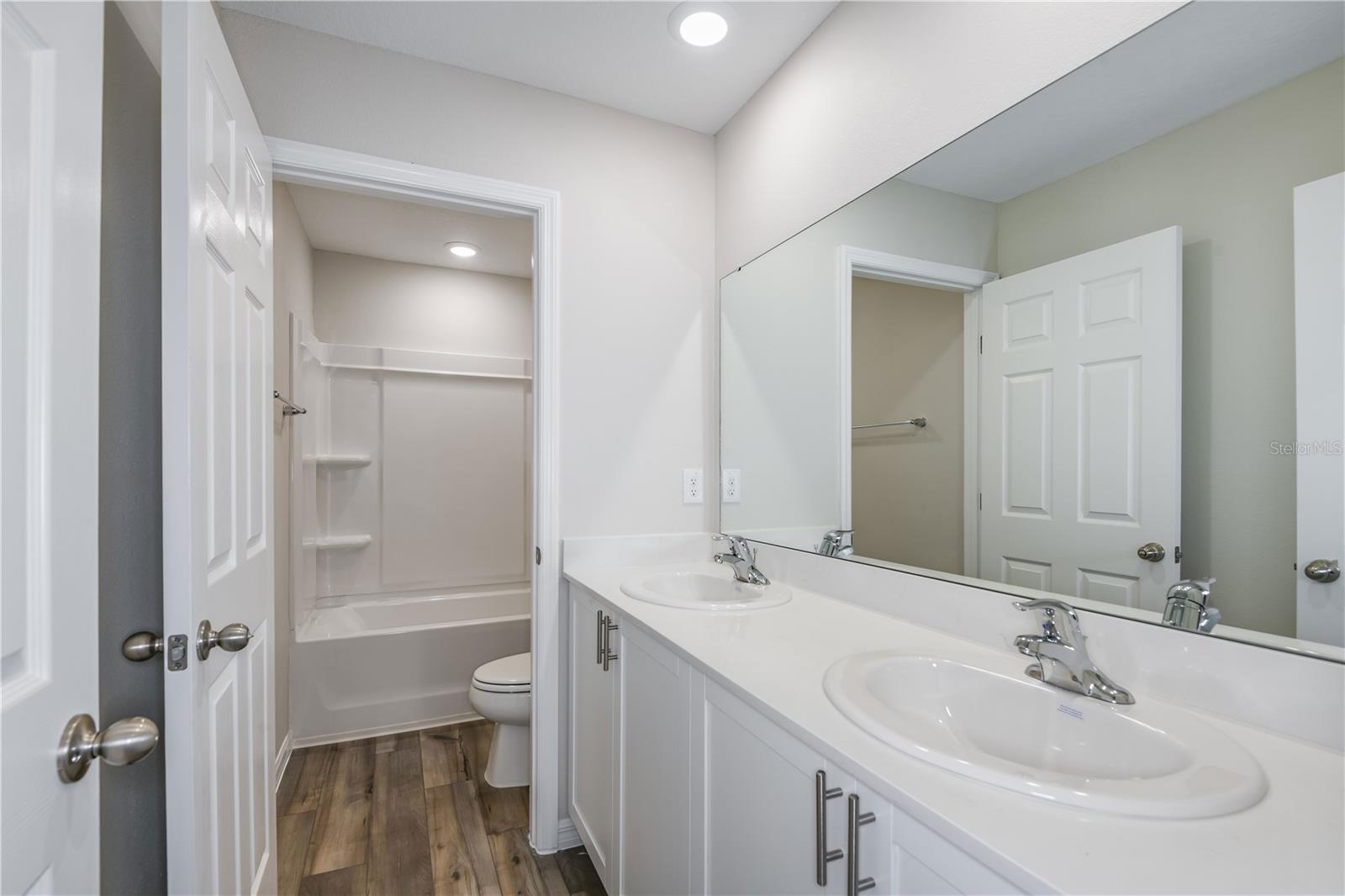 9892 PELICAN COAST DR — photo 6