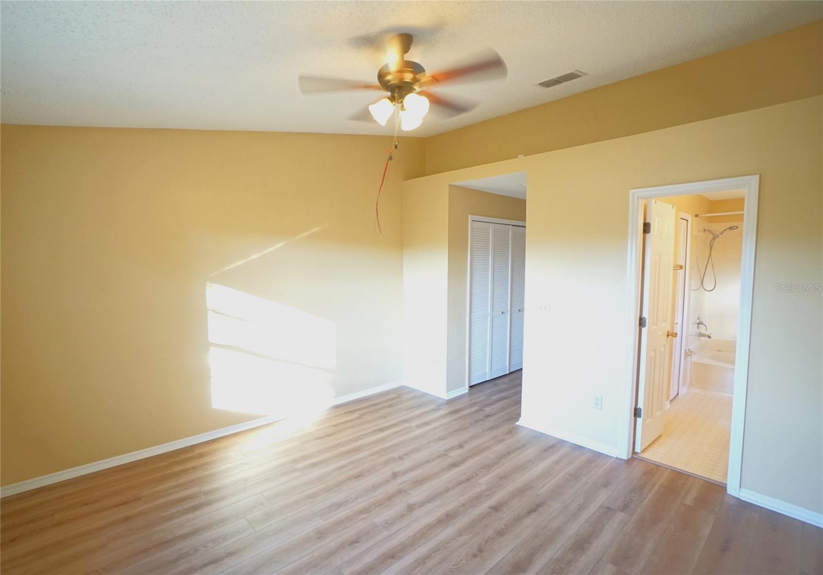 2263 FLETCHERS POINT CIR — photo 17