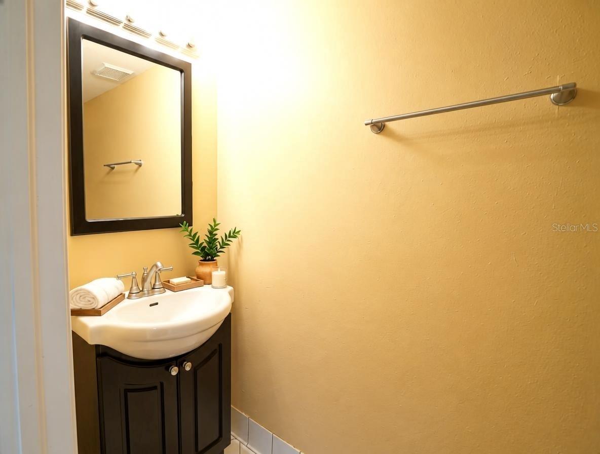 2263 FLETCHERS POINT CIR — photo 14