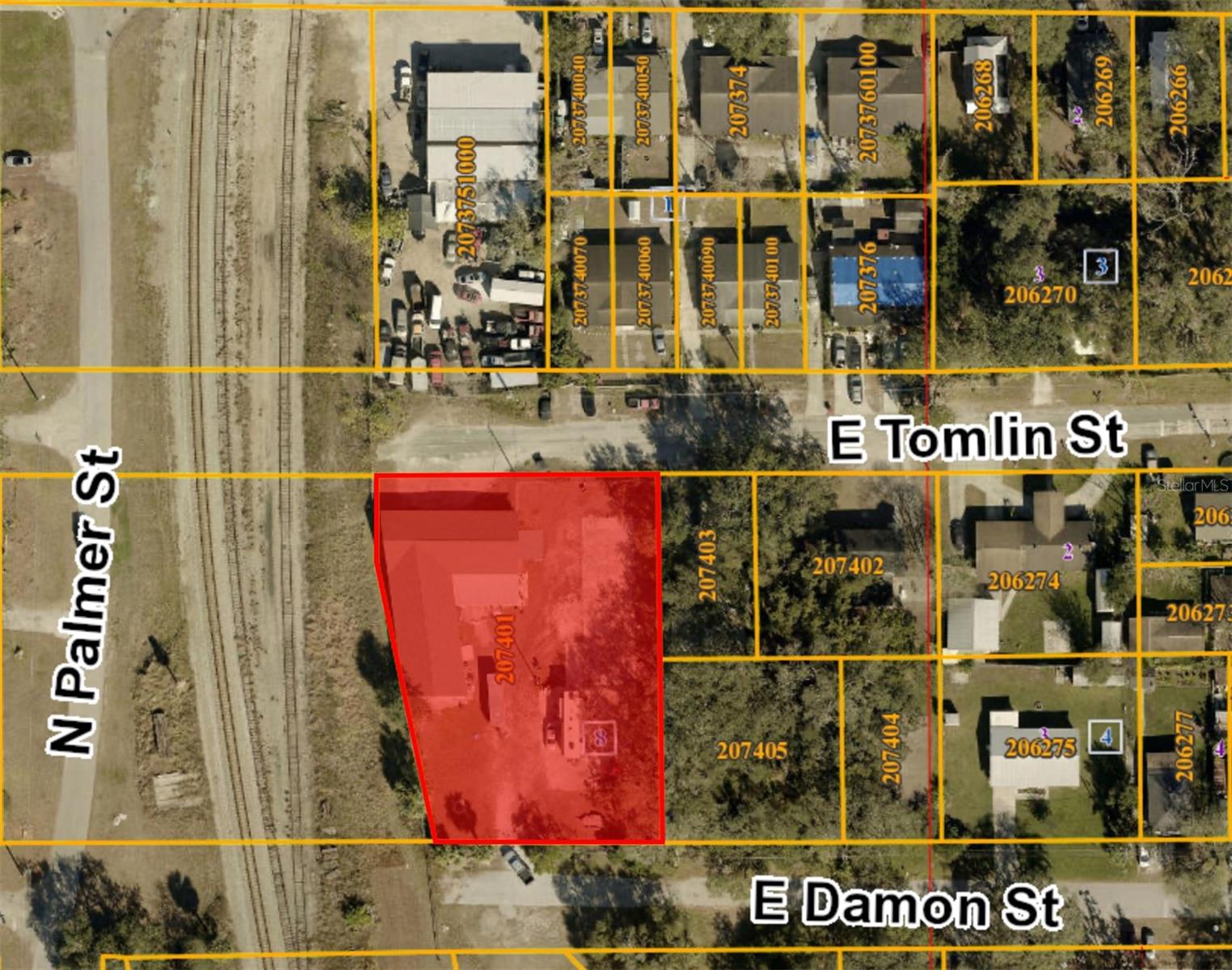 301 E TOMLIN ST — photo 2