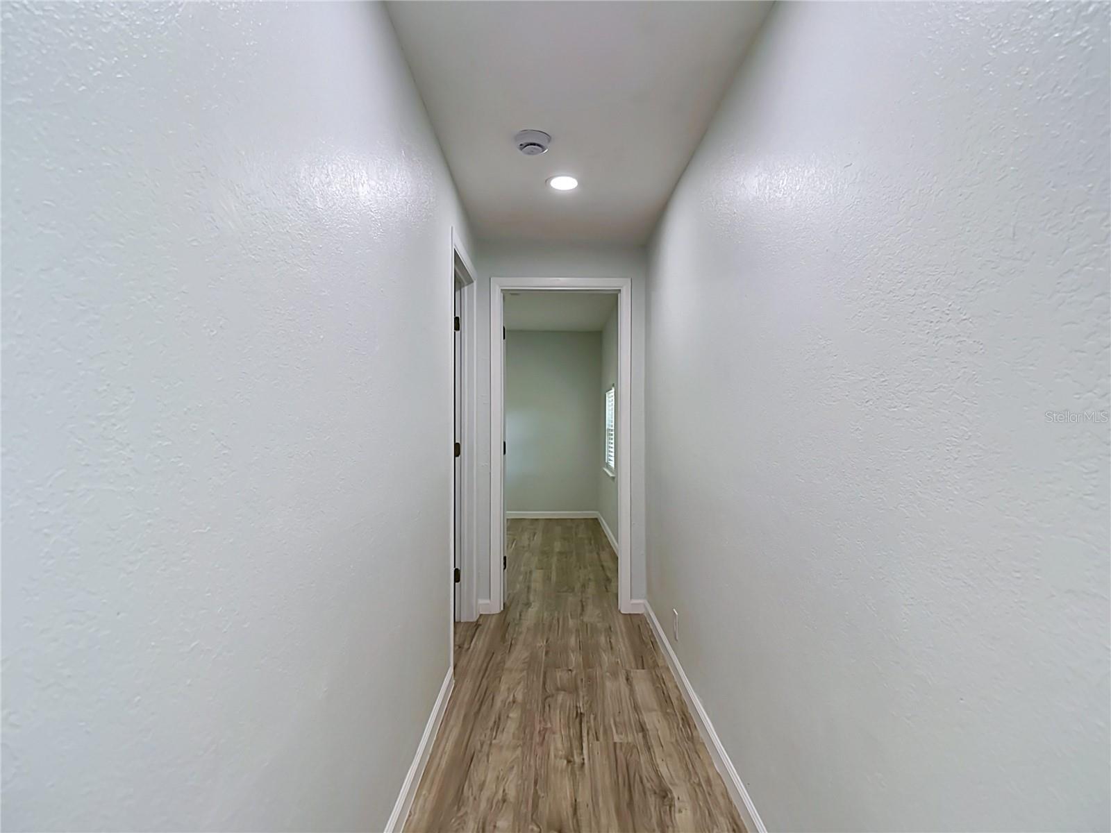 10009 N FLORENCE AVE — photo 41