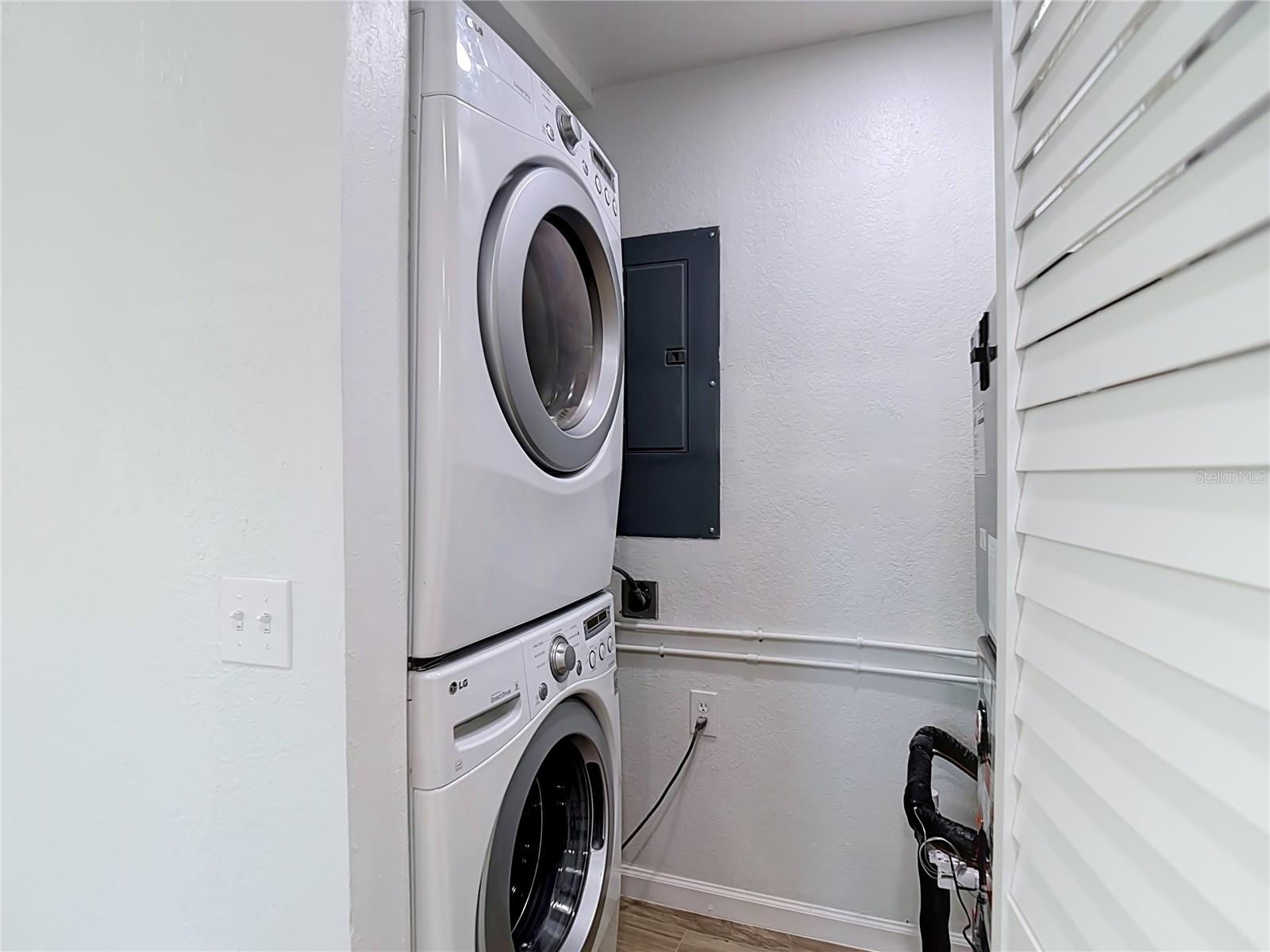 10009 N FLORENCE AVE — photo 40