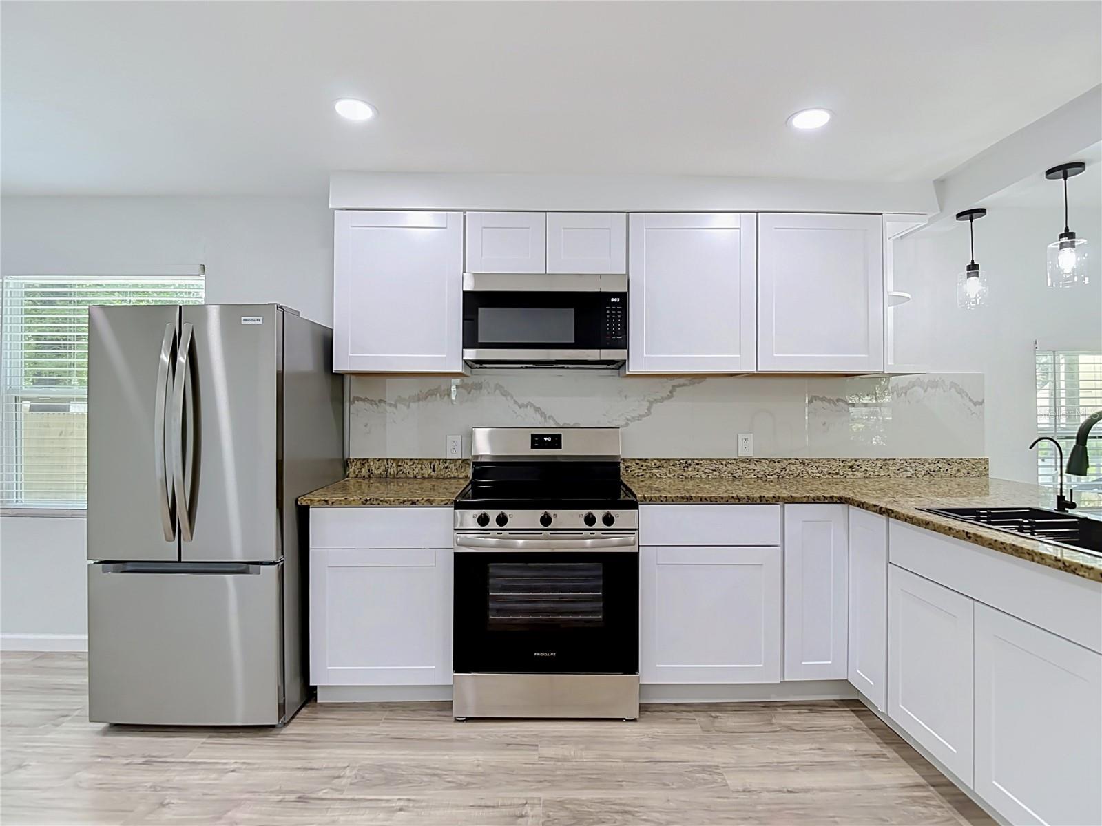 10009 N FLORENCE AVE — photo 16