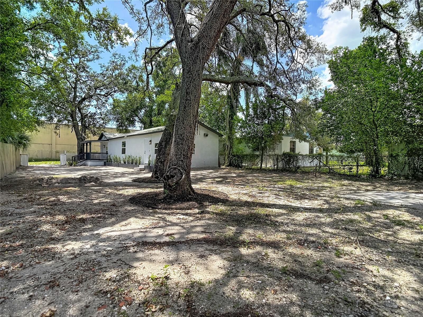 10009 N FLORENCE AVE — photo 44