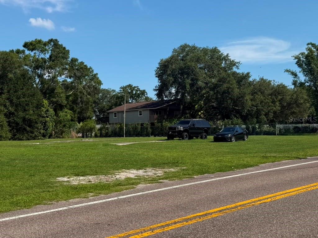 8844 S MOBLEY ROAD — photo 3