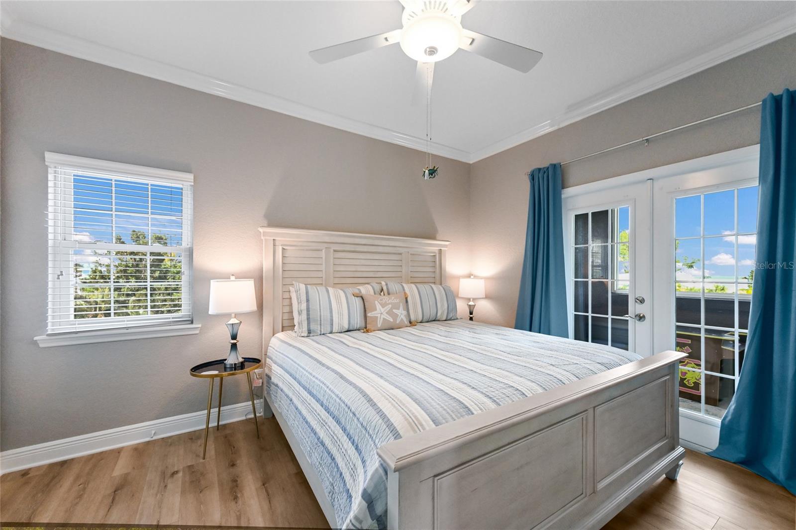 159 CRESCENT DR — photo 44
