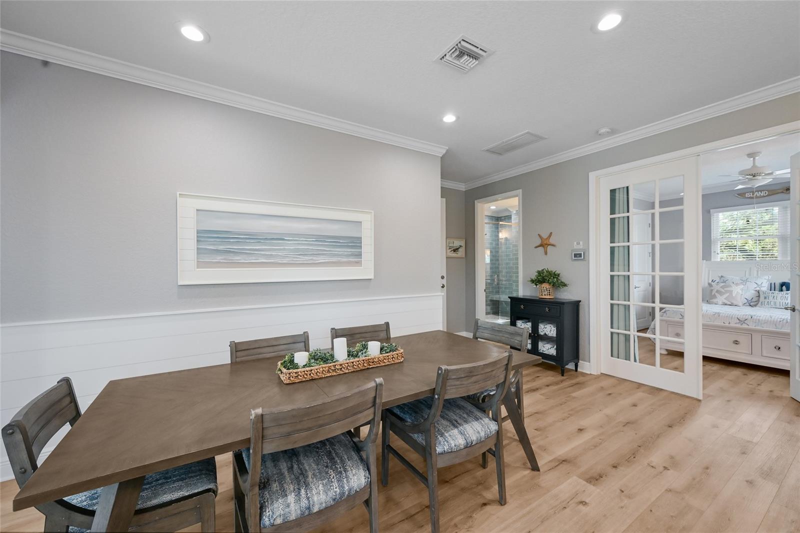 159 CRESCENT DR — photo 22