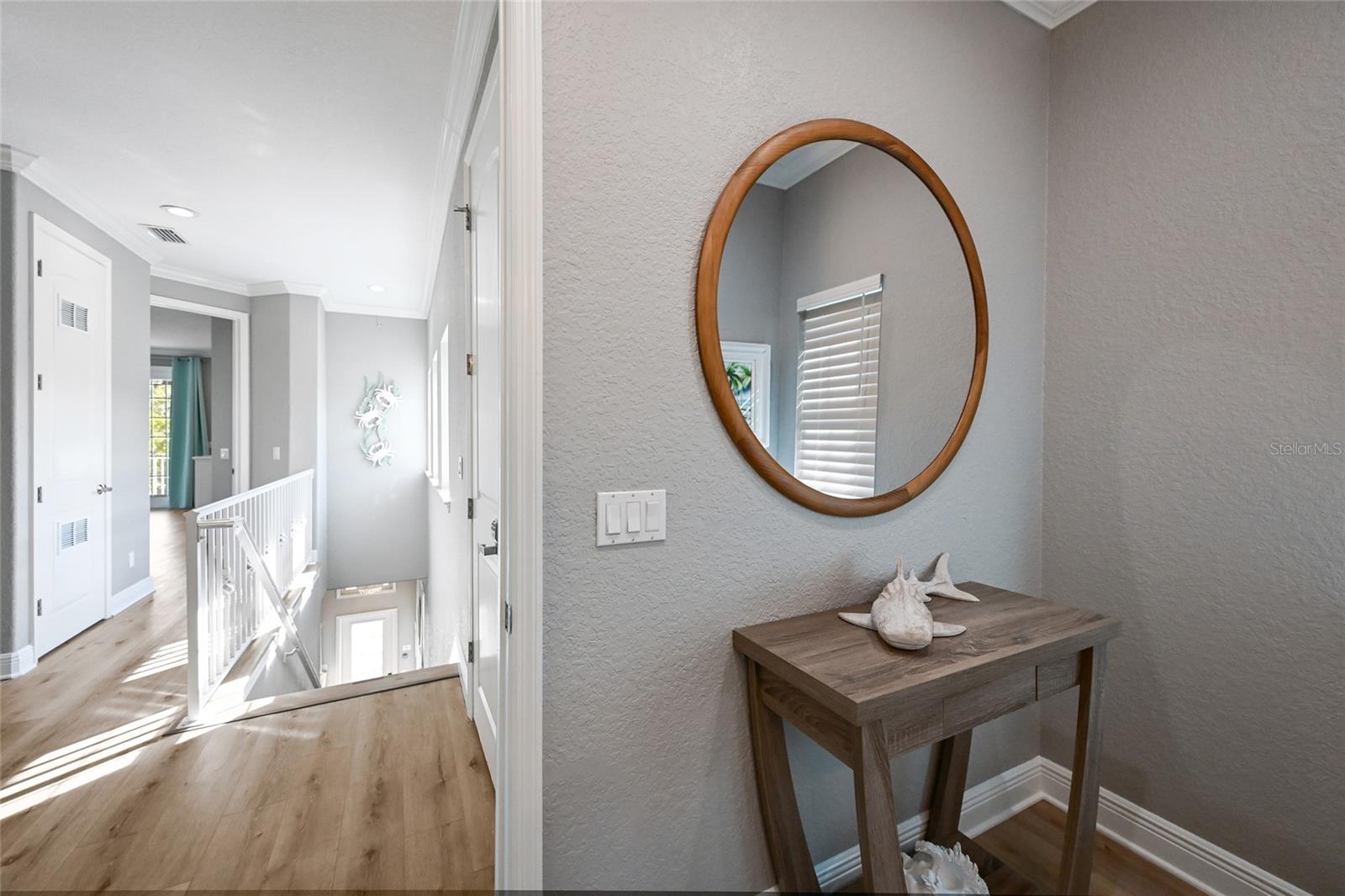 159 CRESCENT DR — photo 9