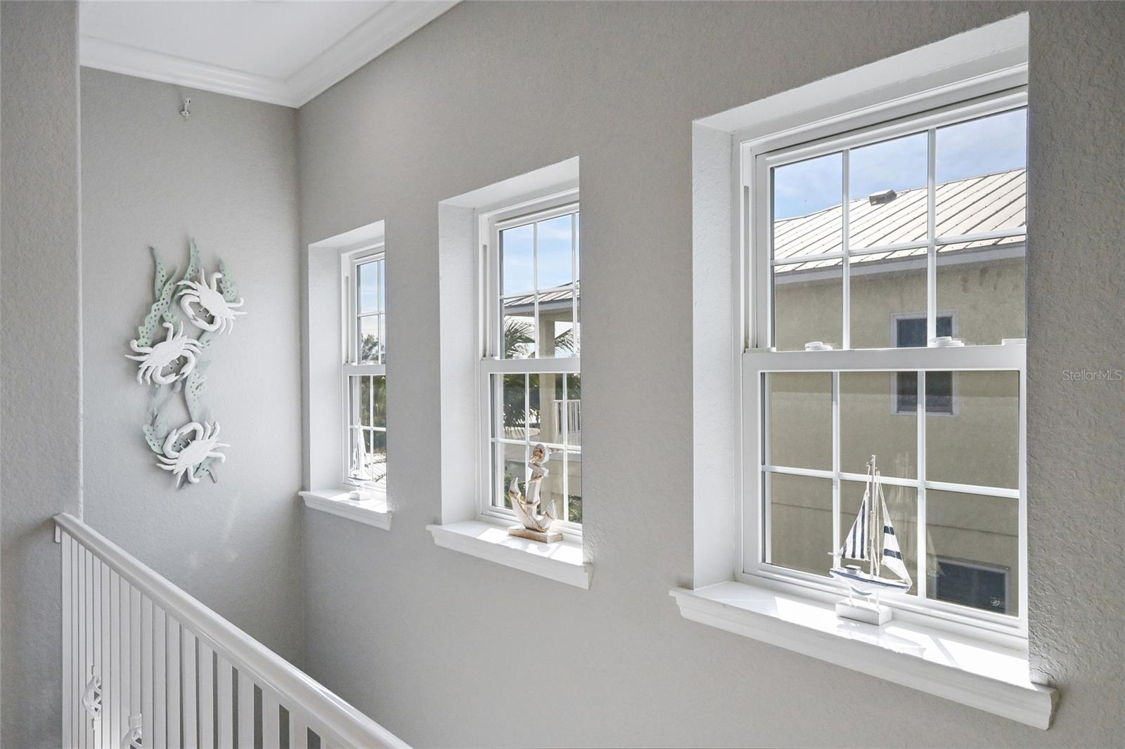 159 CRESCENT DR — photo 29