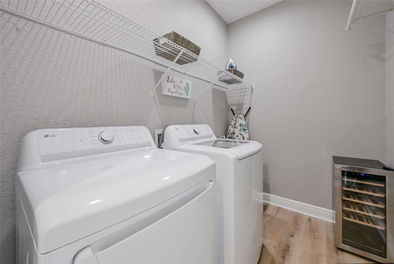 159 CRESCENT DR — photo 68